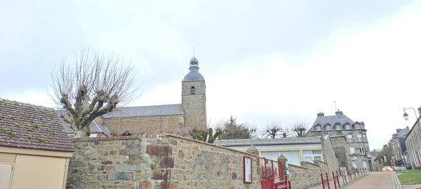 Pavillon récent à Carrouges