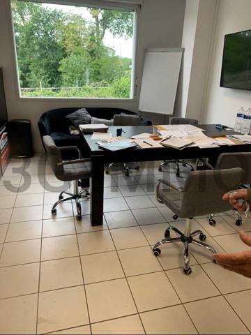 Location / Local Commercial