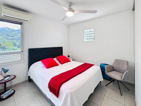 Appartement T3 au 1er étage, vue mer.