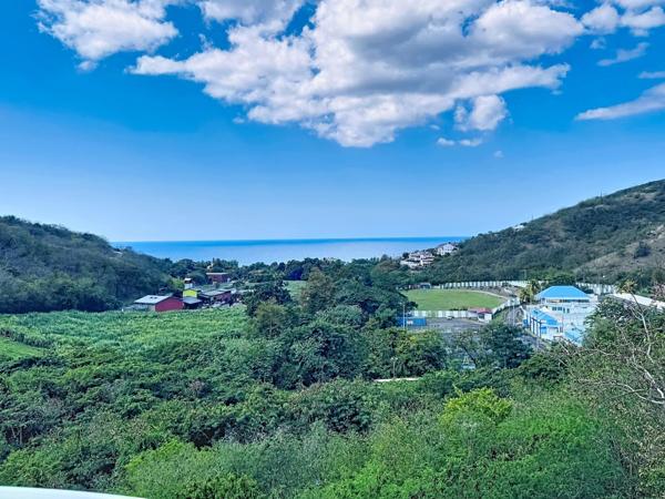 Appartement T3 au 1er étage, vue mer.