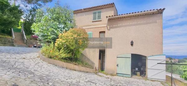 Vente Maison 6 pièces 152 m2 à Roquebrune-sur-Argens