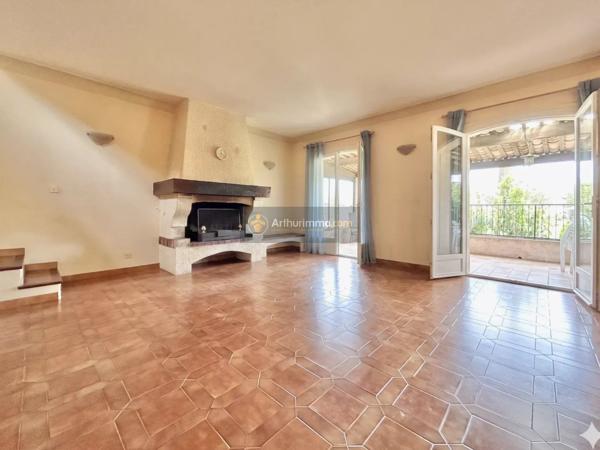 Vente Maison 6 pièces 152 m2 à Roquebrune-sur-Argens