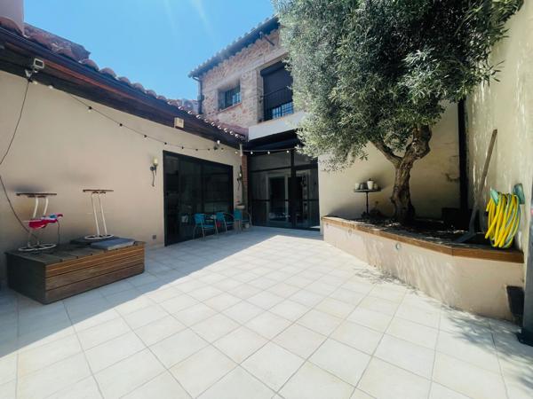 CHARMANTE MAISON TYPE LOFT