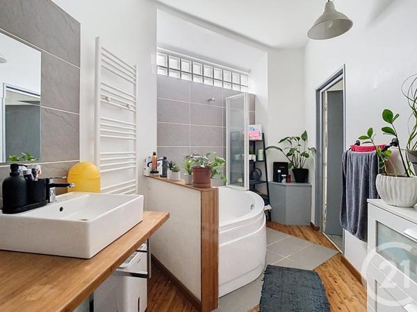 Appartement T3 à vendre  3 pièces - 82,84 m2 NANTES - 44