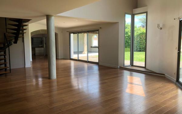 Maison à louer    4 pièces •  Saint-Chamond