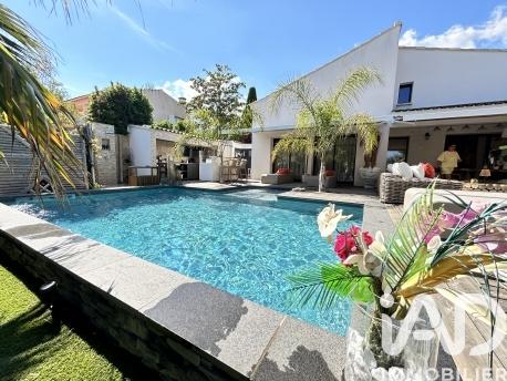 Maison à vendre 7 pièces 180 m² Le Beausset