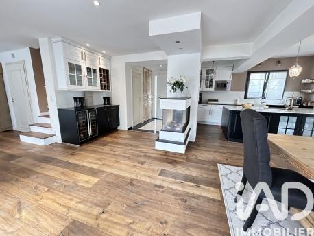 Maison à vendre 7 pièces 180 m² Le Beausset