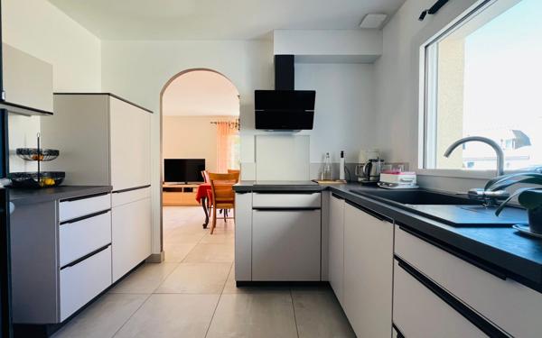 Maison à vendre    4 pièces •  Plescop