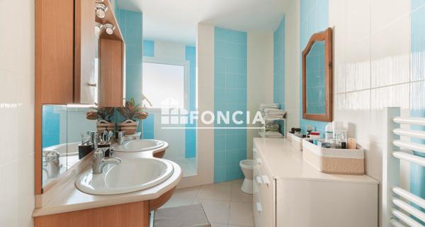 À vendre Maison 7 pièces 143 m² - Rivière-saas-et-gourby 40180