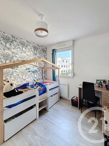 Appartement F4 à vendre  4 pièces - 74,80 m2 AUBIERE - 63