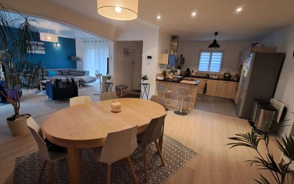 Maison à vendre    5 pièces • 129,75 m2 Le Thou