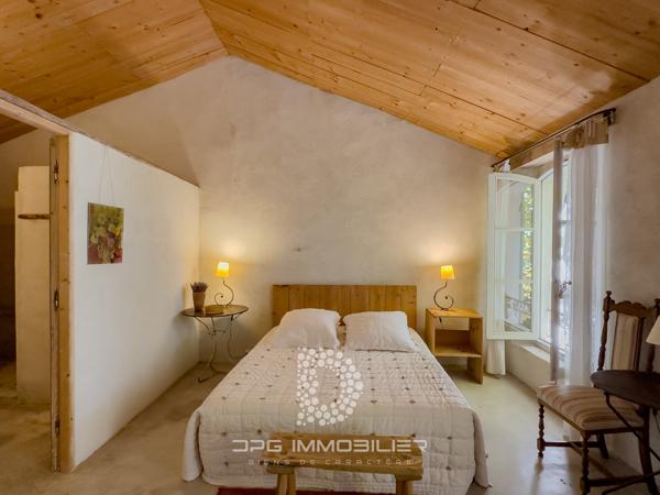 L'Isle-sur-la-Sorgue (84800) Ancien relais de poste du XVII? siècle