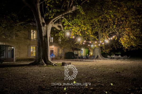 L'Isle-sur-la-Sorgue (84800) Ancien relais de poste du XVII? siècle