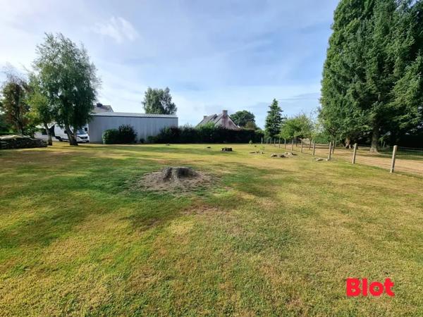 Terrain 688m²