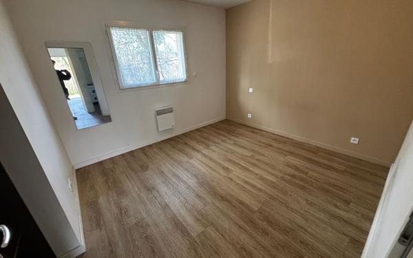 Maison à louer    3 pièces •  Magescq