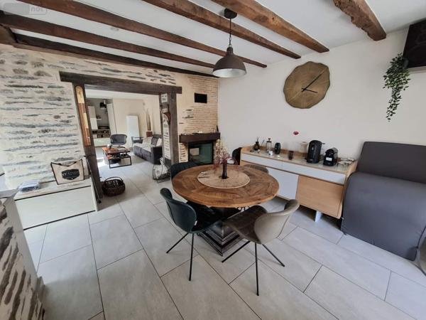 Maison à vendre à Châteaugiron en Ille-et-Vilaine (35410), ref : 006/2170