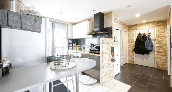 À vendre Appartement 4 pièces 60.56 m² - Bourgoin-jallieu 38300