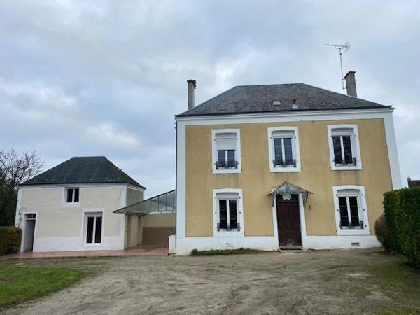 Maison bourgeoise Rouessé-Fontaine 148.70 m²