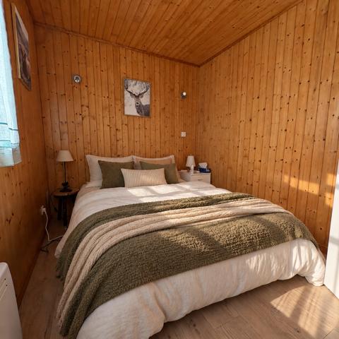 Appartement
         3 pièces
        - 39 m² 145 000 € *