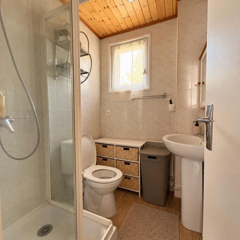 Appartement
         3 pièces
        - 39 m² 145 000 € *