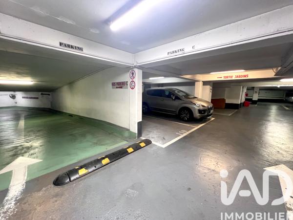 Parking à vendre 12 m² Paris 15