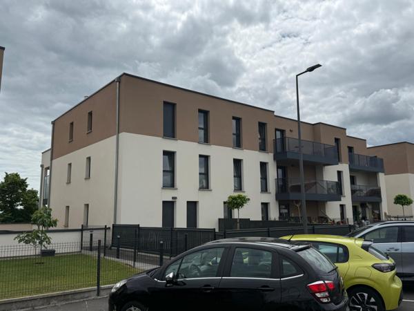 Appartement F2 46 m² avec ascenseur et garage à Talange