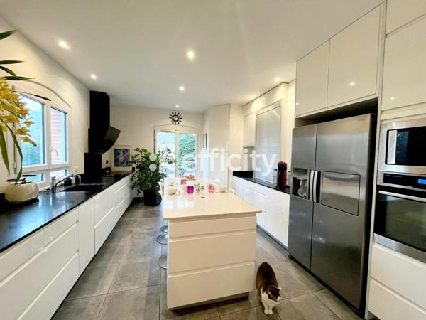 Maison 6 pièces - 190 m² Bien prestige