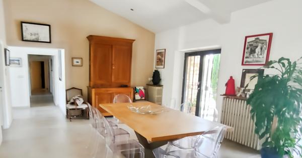 Saint-Rémy-de-Provence (13210) Propriété de charme en pierre avec piscine