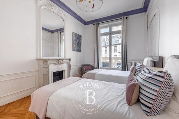 Paris 6ème, Appartement 3 Chambres -  155 m² à vendre