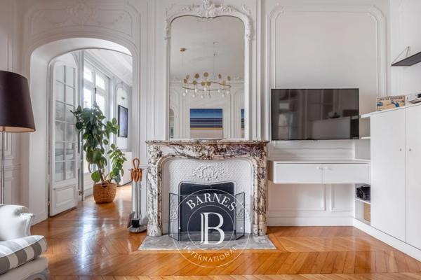 Paris 6ème, Appartement 3 Chambres -  155 m² à vendre