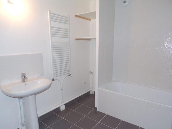 Exclusivité à Meaux : Superbe appartement 3 pièces au dernier étage à louer