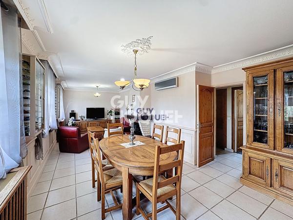 Maison à vendre de 8 pièces de 186 m²