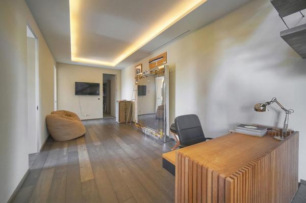 Villa contemporaine vue sur mougins  cadre bucolique  préservé