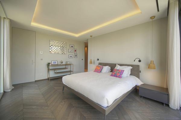 Villa contemporaine vue sur mougins  cadre bucolique  préservé