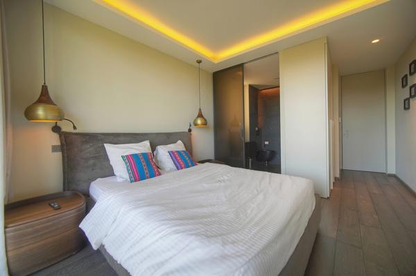 Villa contemporaine vue sur mougins  cadre bucolique  préservé