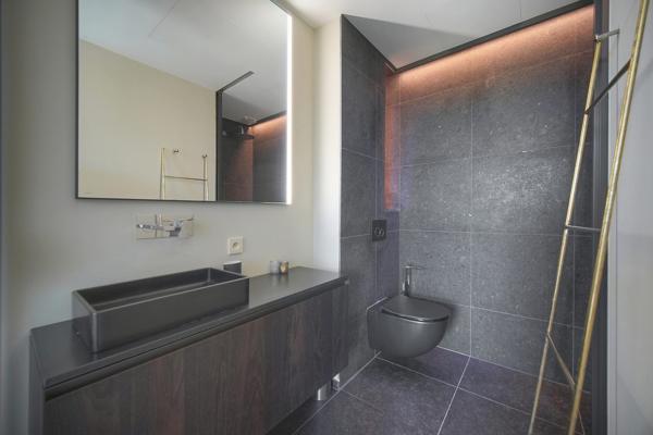 Villa contemporaine vue sur mougins  cadre bucolique  préservé