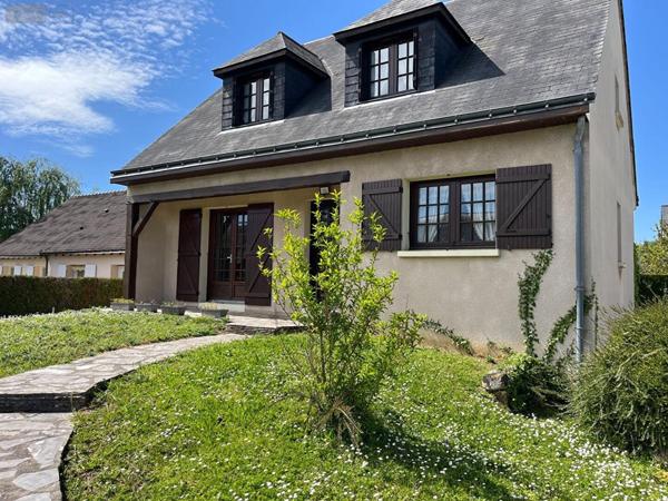 Maison à vendre à Saumur dans le Maine-et-Loire (49400), ref : 2018197
