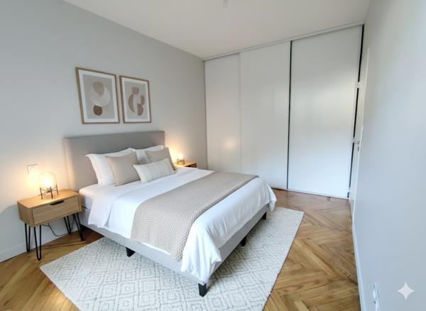 Bagnères-de-Luchon (31110) Appartement T4 de 79 m² centre de Bagnères de Luchon avec terrasse en RDC