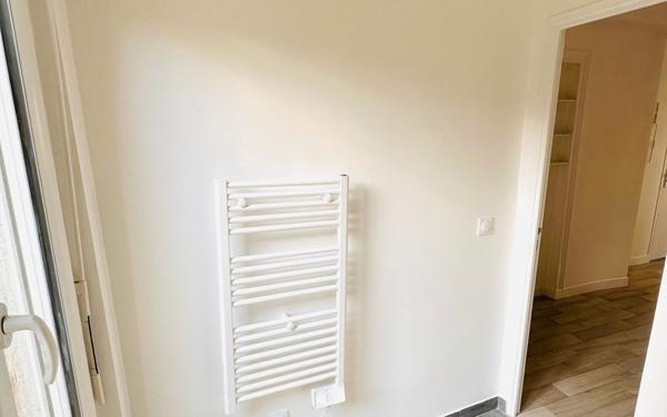 Appartement à louer    1 pièce •  Rosny-sous-Bois