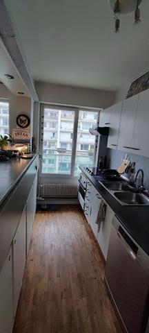 2 pièces + Balcon + Parking + Dernier étage