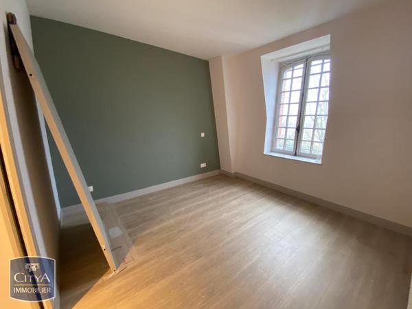 Appartement à louer 2 pièces 61.7m²