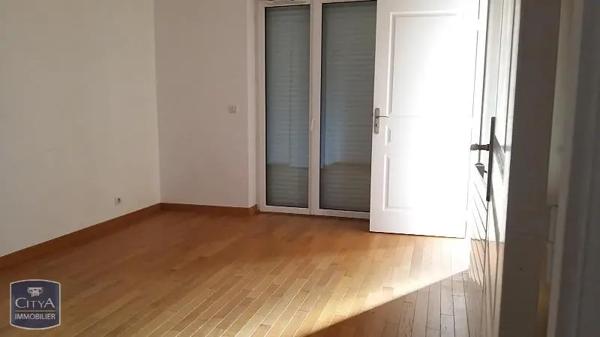 Appartement à louer 4 pièces 120.5m² Meaux (77100)