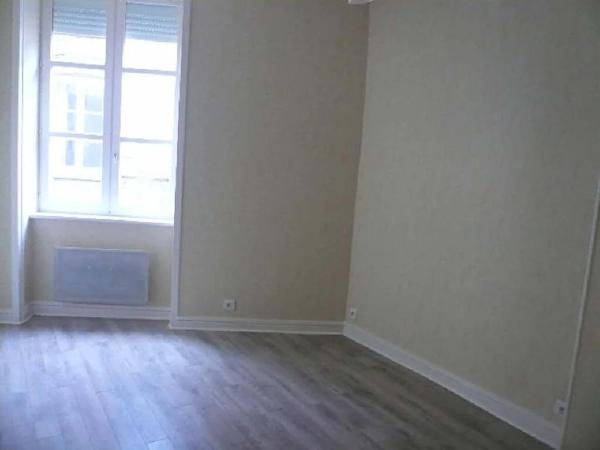 Appartement à louer à Mâcon (71000)