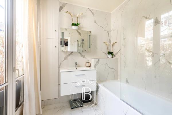 Neuilly-sur-Seine, Appartement 3 Chambres -  115 m² à vendre