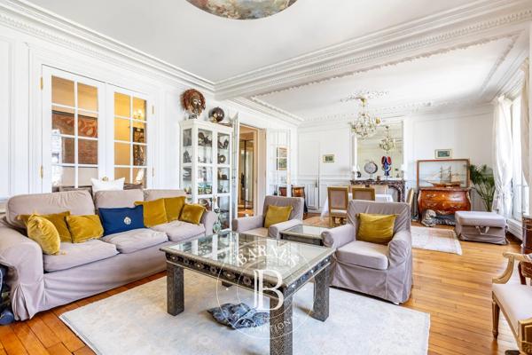 Neuilly-sur-Seine, Appartement 3 Chambres -  115 m² à vendre