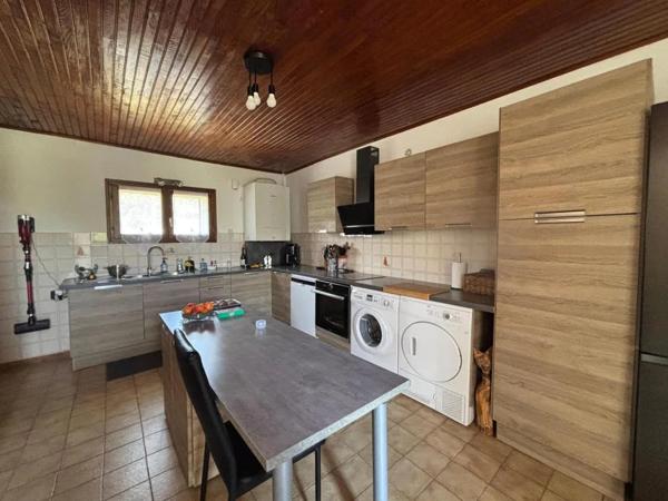 Maison à louer à Charmes-sur-l'Herbasse (26260)