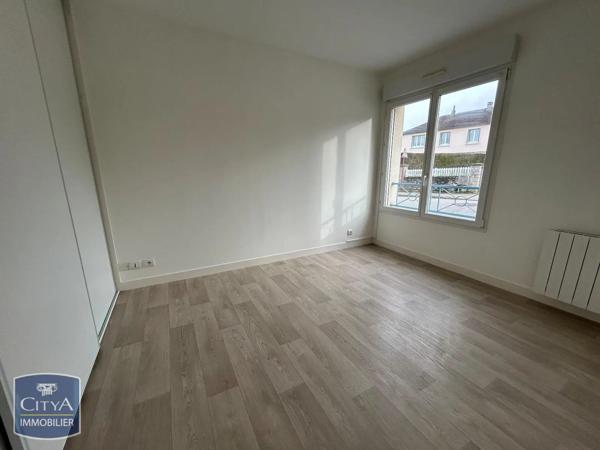 Appartement à louer 3 pièces 61.15m² Saint-Germain-du-Corbéis (61000)