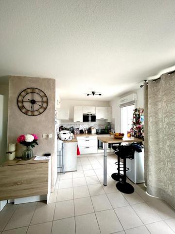 Appartement Miramas 2 pièces et terrasse 60m2