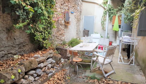 T2/3 meublé de 50m2 31 bld Carnot, 3mn du cours Mirabeau, extérieur