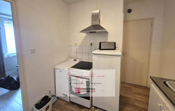 A VENDRE en Exclusivité à Saint Paul en Pareds maison divisée en 3 logements locatifs sur une parcelle de 394 m2